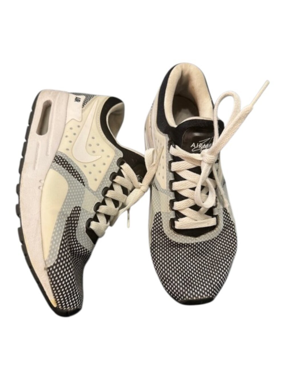 Nike Air Max Zero Sneakers Size 5Y Cream and Black Mesh Material Oreo 881224-001